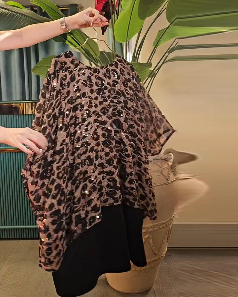Koszulka z nadrukiem w panterkę, cekinami i rękawami typu nietoperz