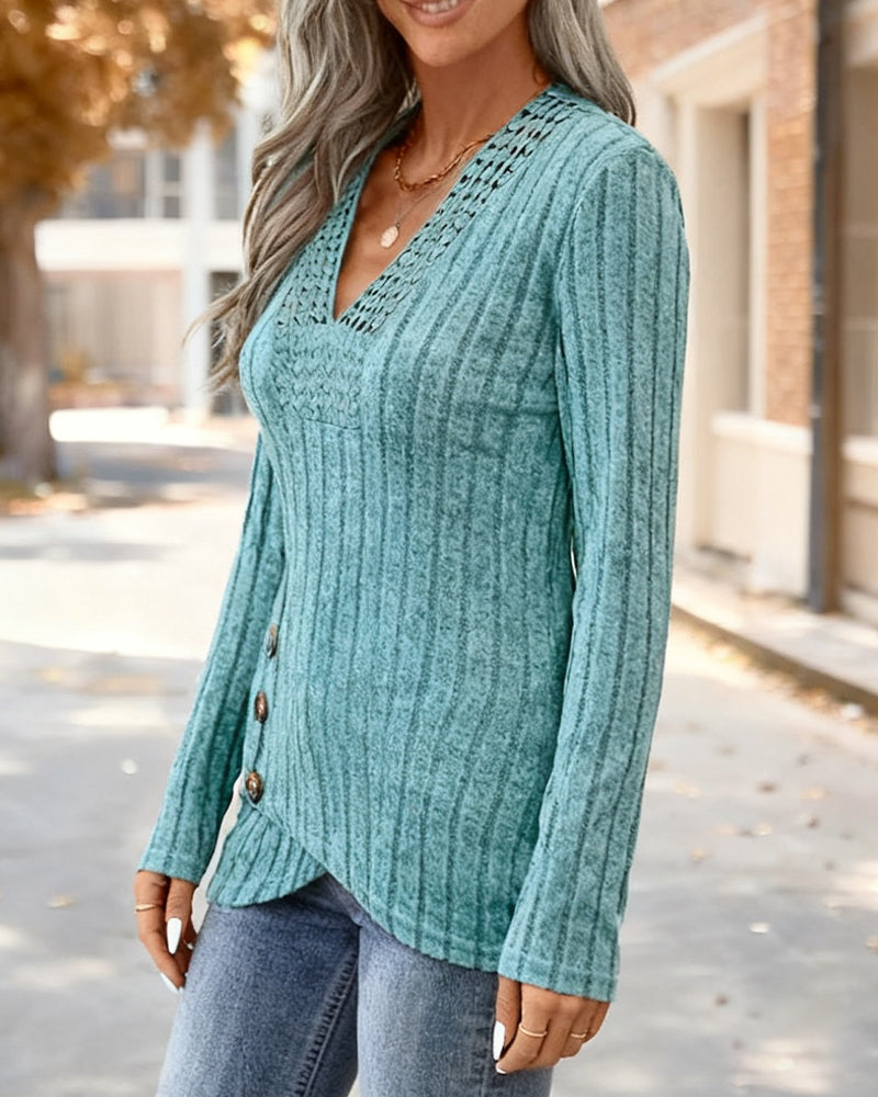 Top casualowy z dekoltem w serek w jednolitym kolorze