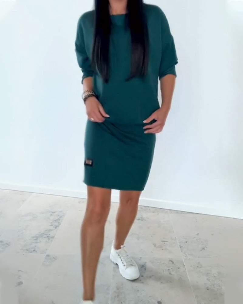 Sukienka z długimi rękawami, swobodna, dopasowana