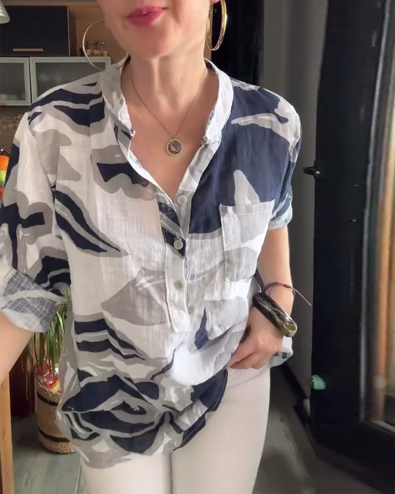 Bluzka casualowa ze stójką i nadrukiem