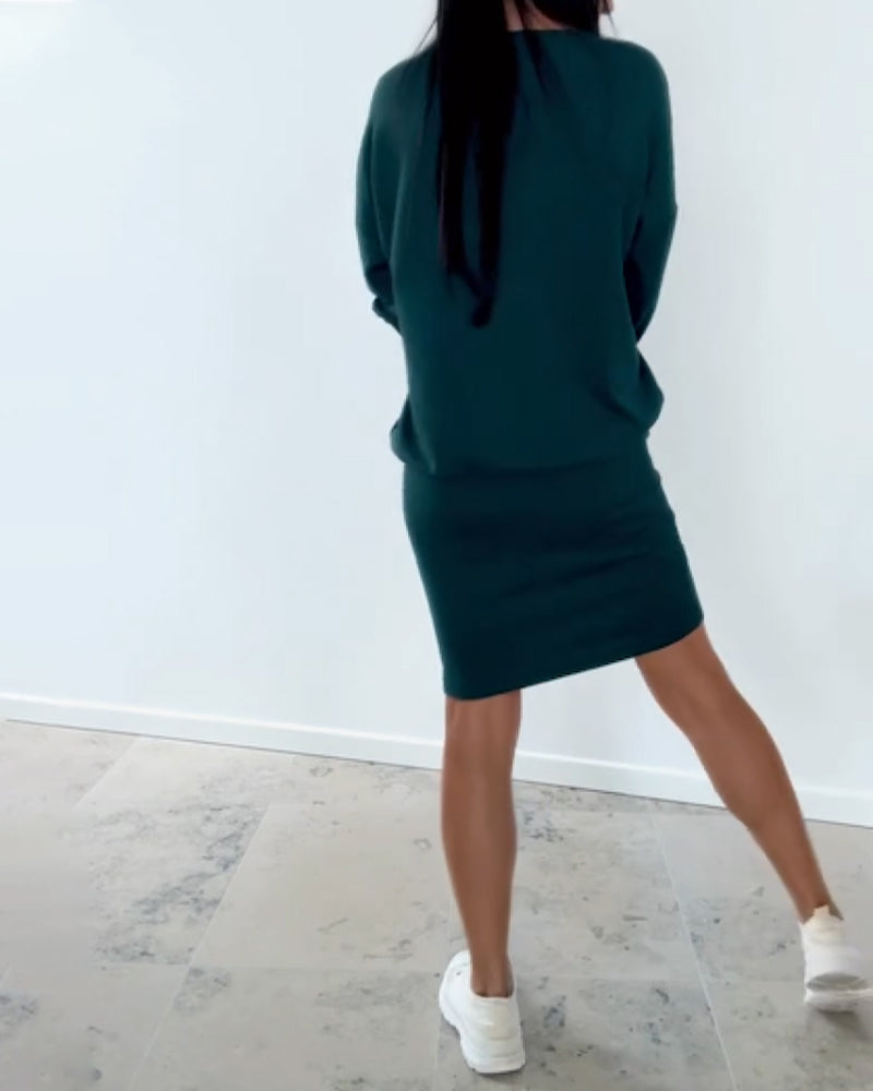 Sukienka z długimi rękawami, swobodna, dopasowana