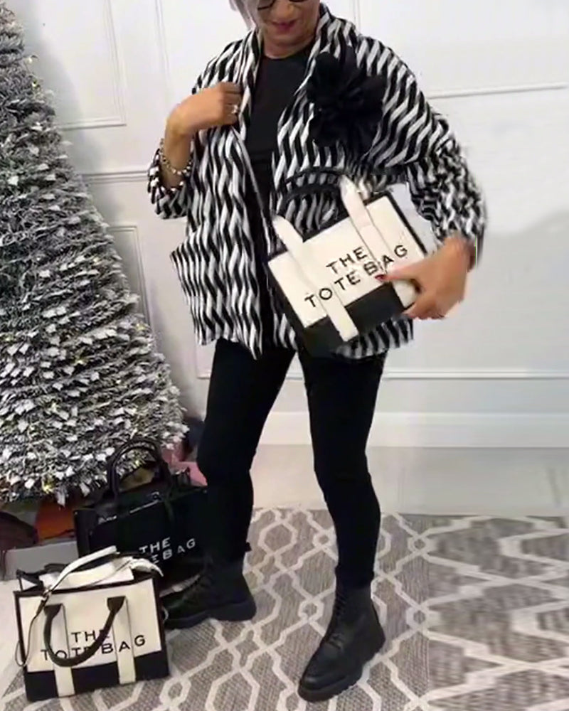 Modna torba typu tote z dwukolorowymi przeszyciami