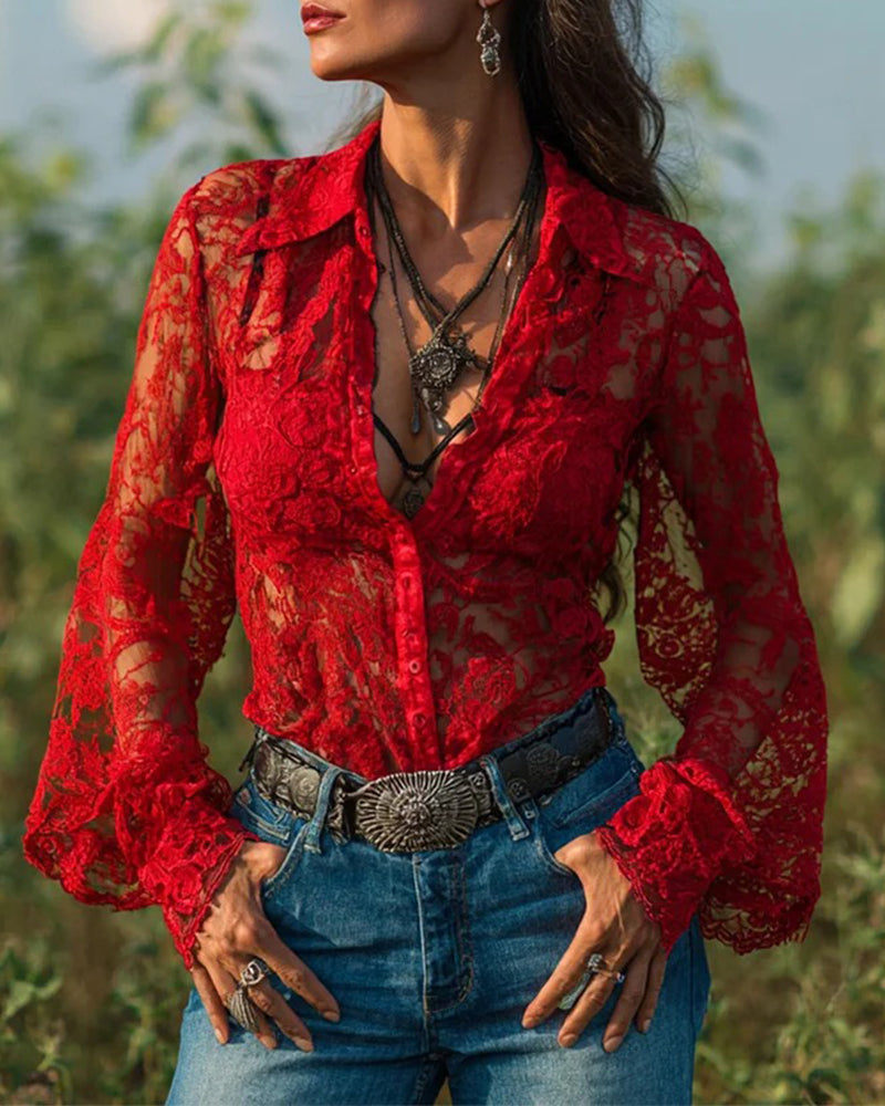 Prosta kolorowa koszula z kołnierzykiem i długimi rękawami