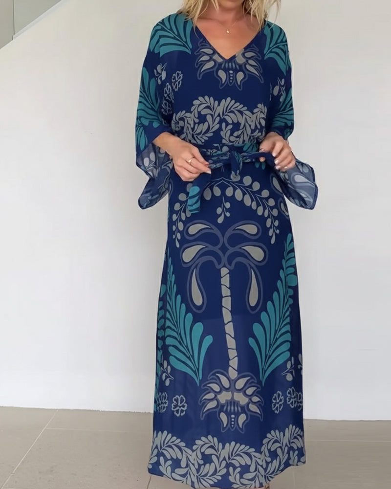 Luźna sukienka w stylu boho z dekoltem w serek