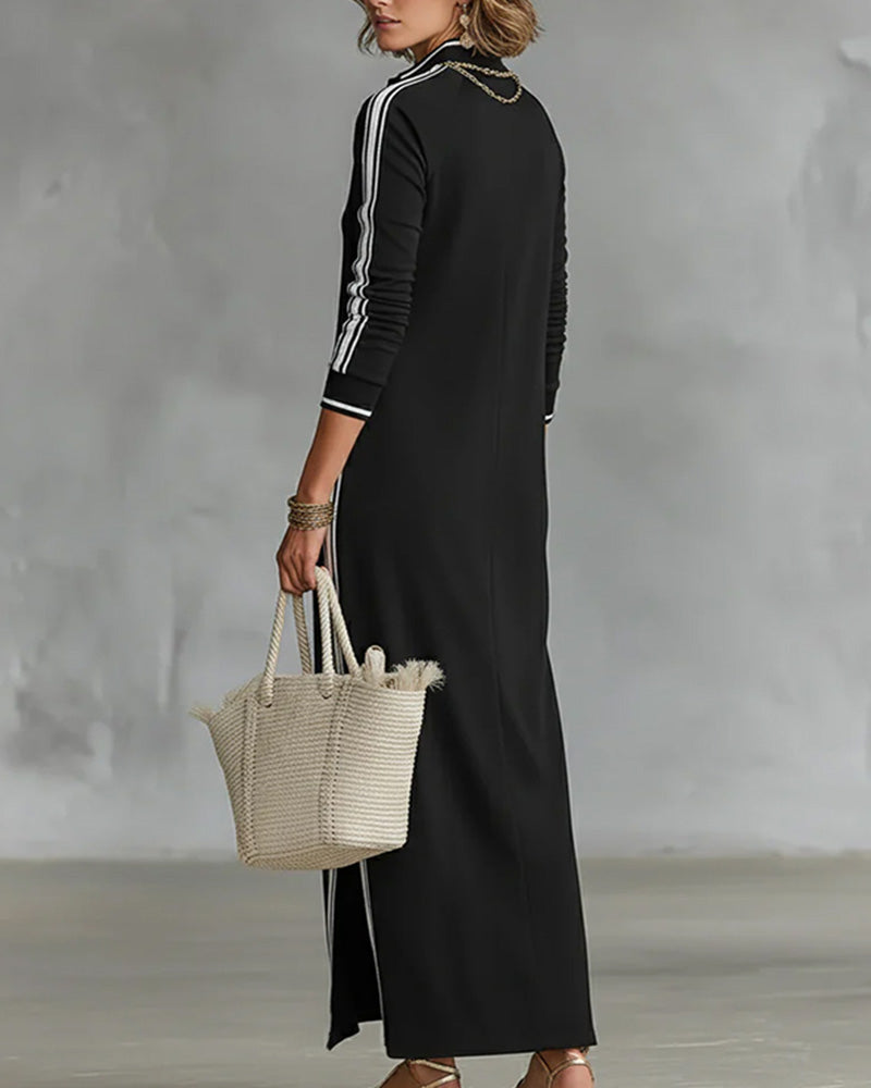 Sukienka z kontrastowymi guzikami i dekoltem w serek