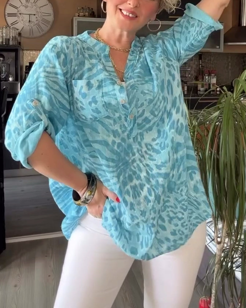 Bluzka z nadrukiem, dekoltem w serek, kieszenią na guziki i rękawami o długości 3/4