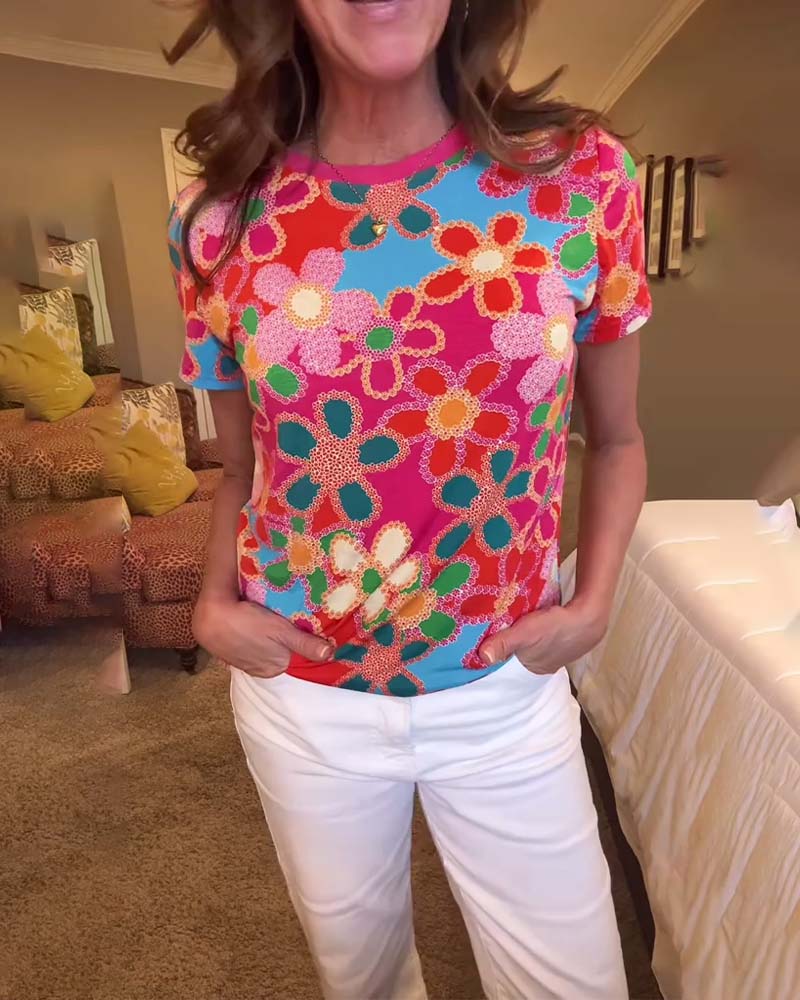 Koszulka z krótkim rękawem i nadrukiem, dopasowana do sylwetki