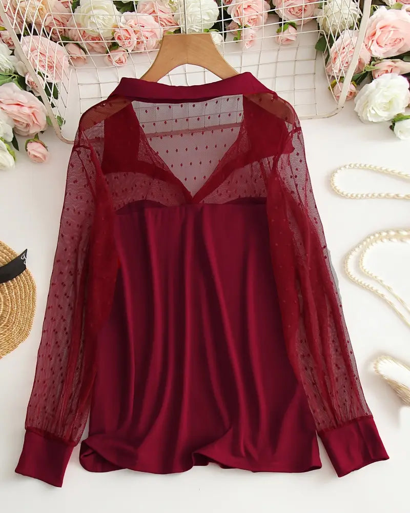 Bluzka z siateczki z klapami i dopasowanym krojem