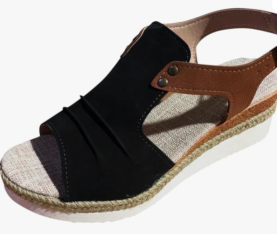 Czarno-brązowe sandały na koturnie