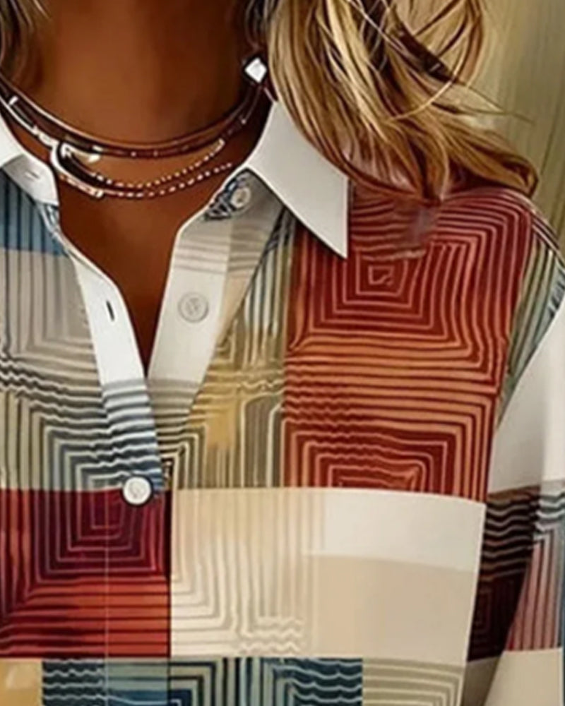 Koszula z kołnierzykiem z klapami i wzorem w kratkę, zapinana na guziki