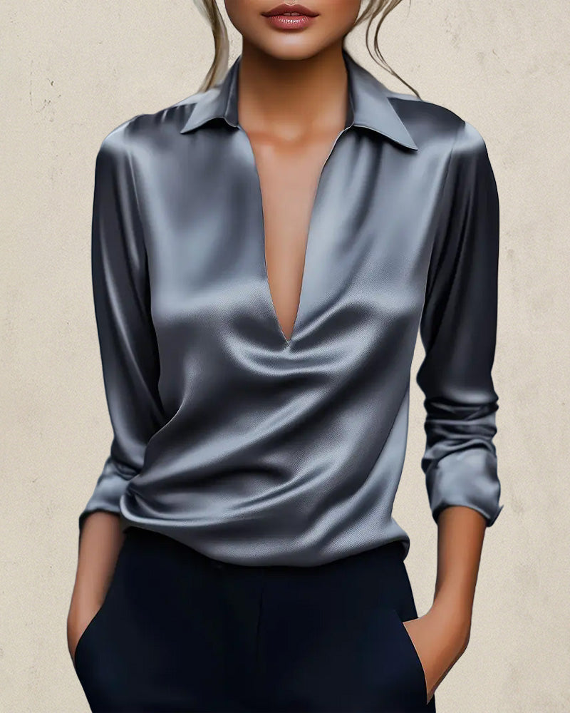 Prosta bluzka z dekoltem w serek o eleganckim wyglądzie