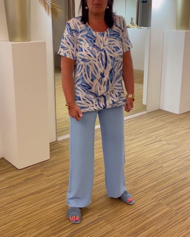 Bluzka plisowana z krótkimi rękawami i okrągłym dekoltem z nadrukiem