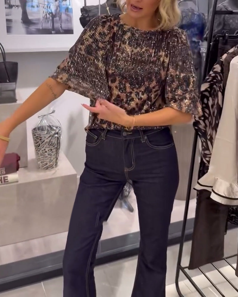 Bluzka z rękawami typu lampart, cekinami i nadrukiem w panterkę