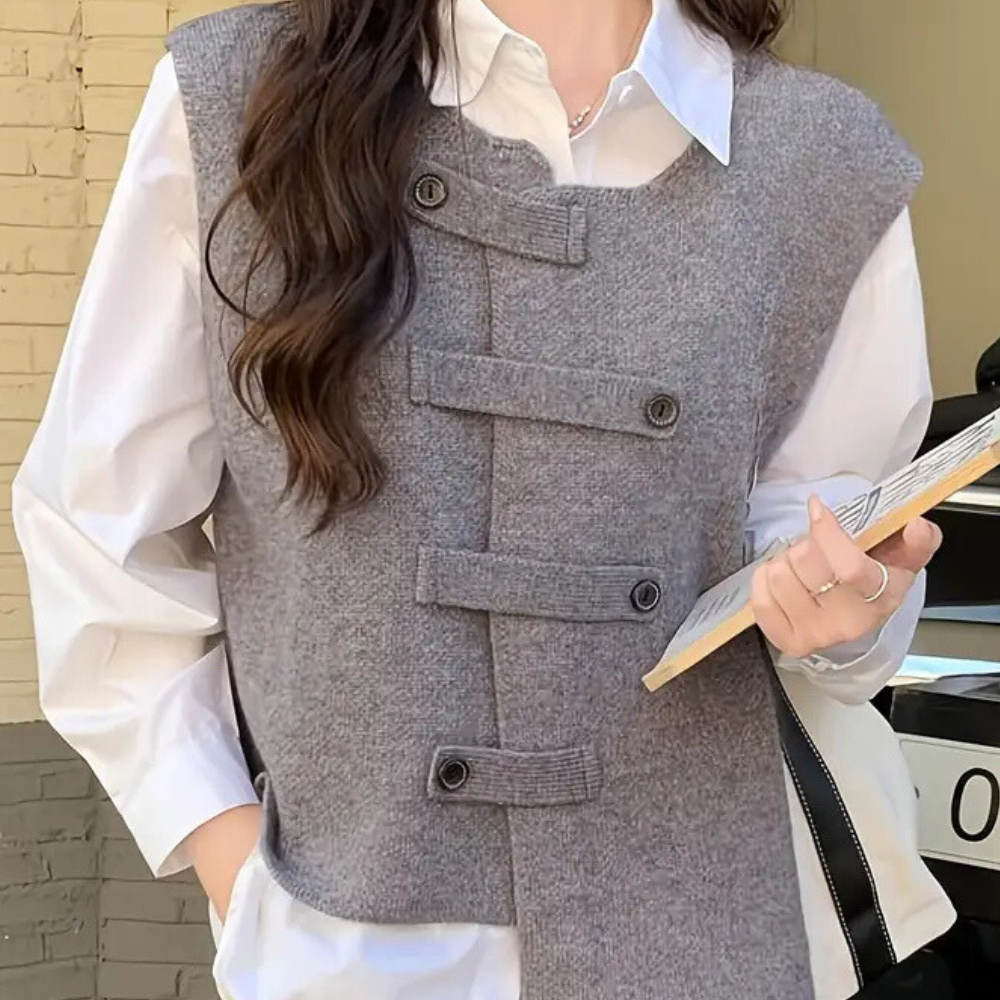 Przytulna damska kamizelka - stylowy szary kardigan z wyjątkowymi guzikami
