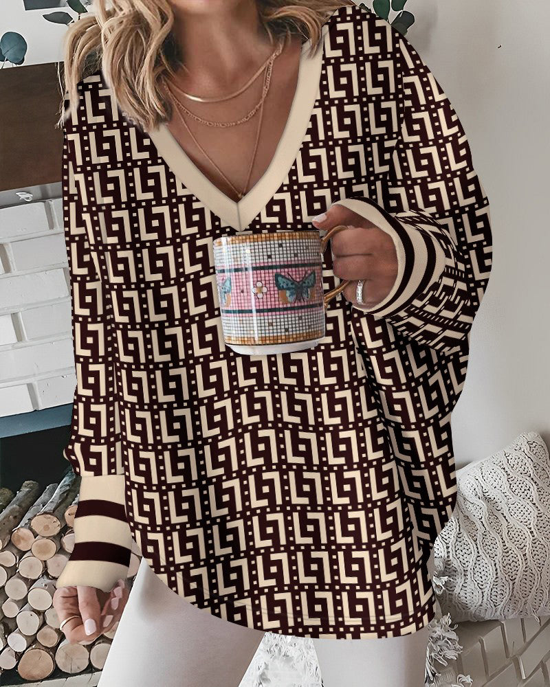 Luźny top z geometrycznym nadrukiem
