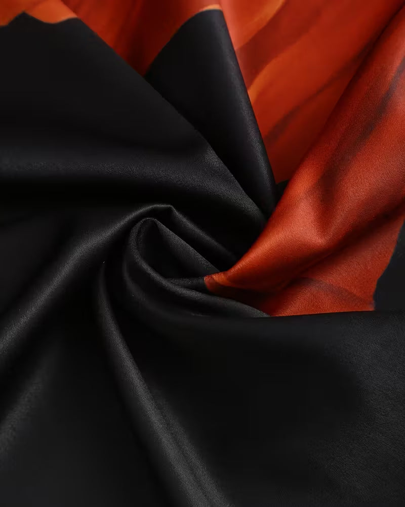 Bluzka z klapami, prostymi ramionami i nadrukiem