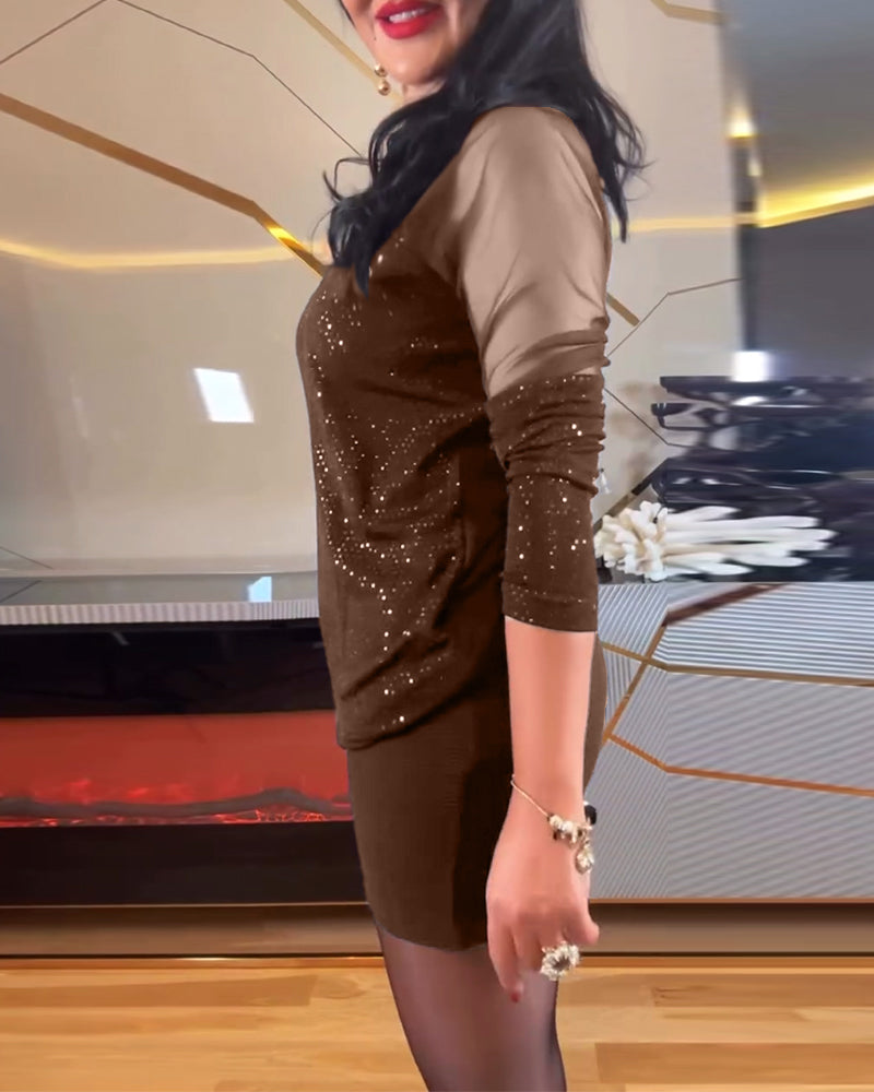 Seksowny top z dekoltem w serek, siateczką i gładkimi cekinami