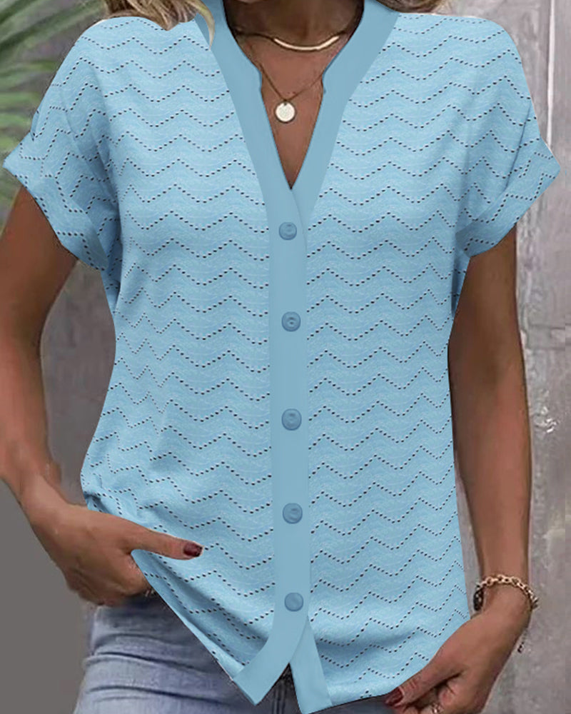 Koszulka z dekoltem w serek i krótkimi rękawami