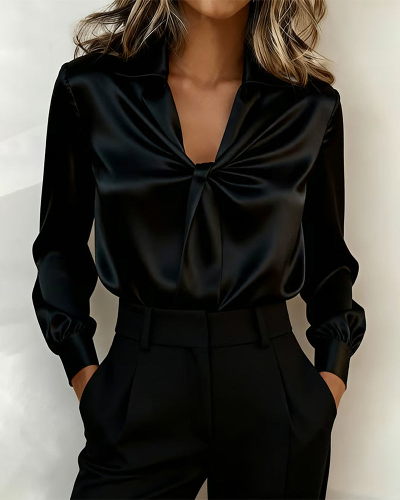 Stylowa prosta bluzka z dekoltem w serek