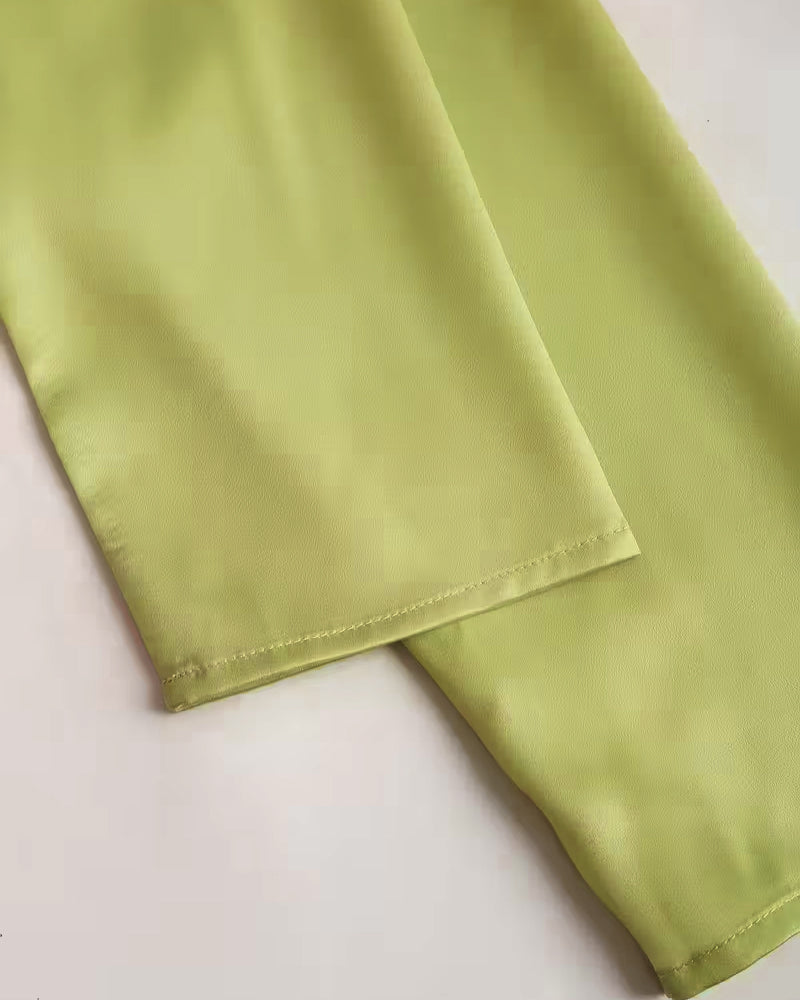 Bluzka z klapami, prostymi ramionami i nadrukiem