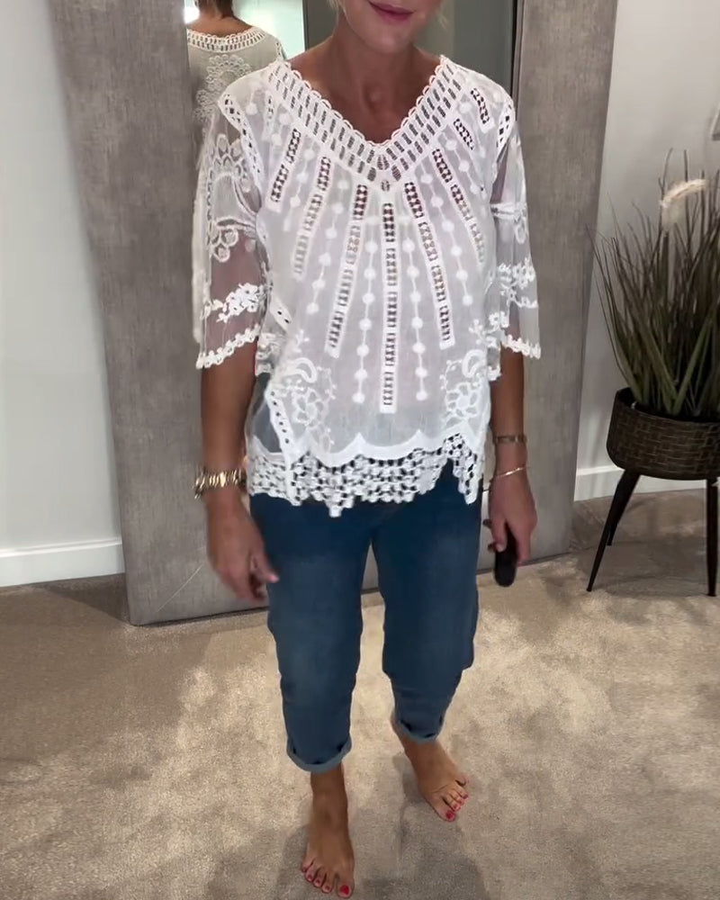 Stylowa bluzka z dekoltem w serek