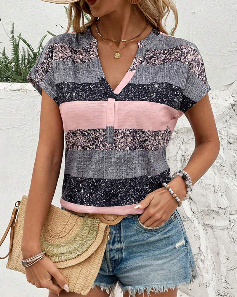 T-shirt z dekoltem w serek Kortemig