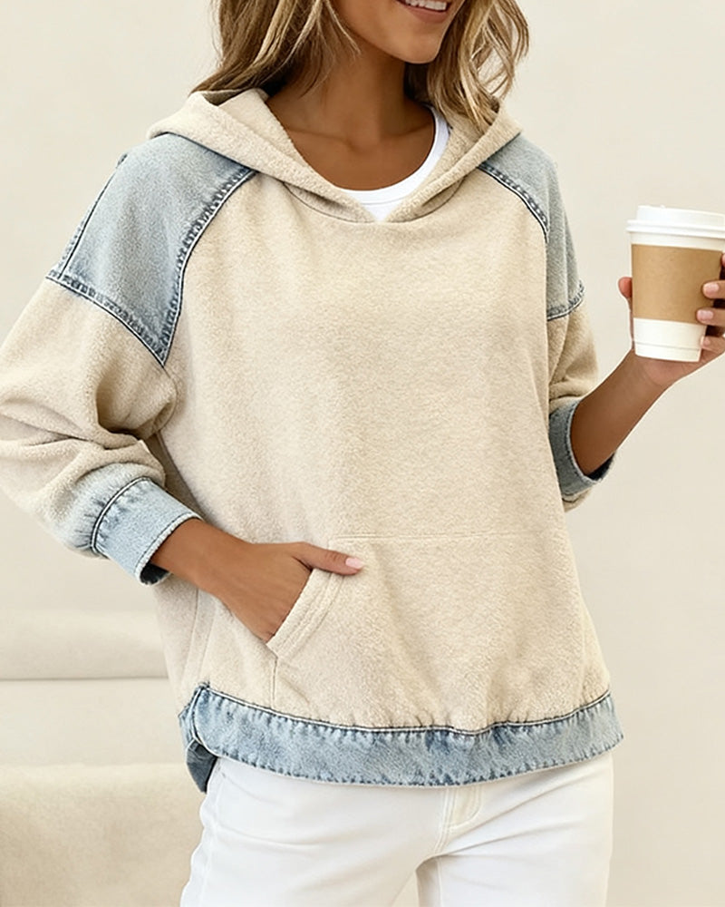 Długa bluza z kapturem i kontrastową kieszenią