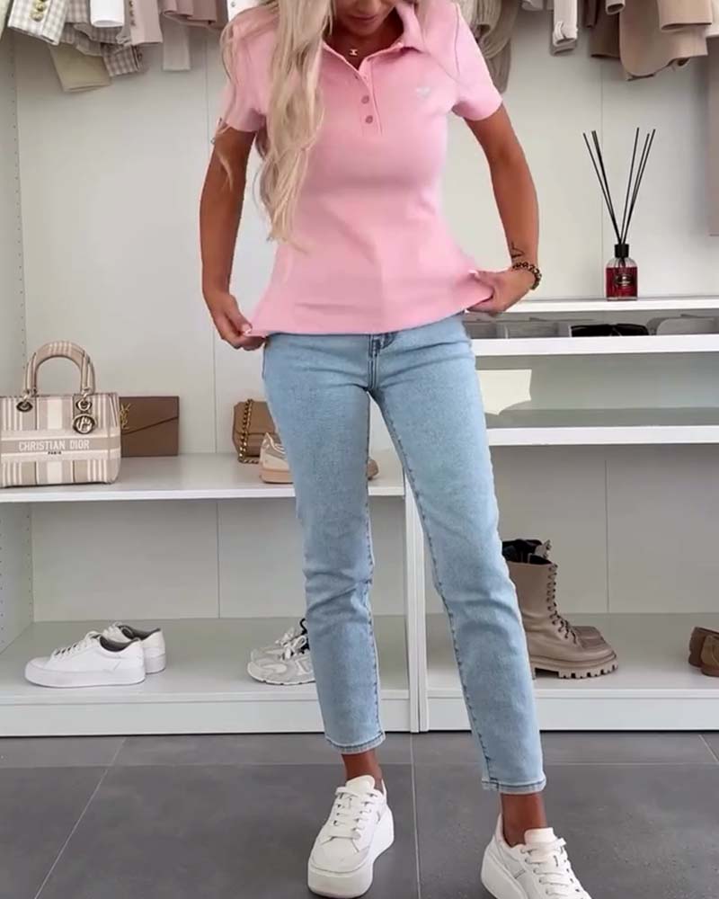 Koszulka polo z klapami w jednolitym kolorze, dopasowana do sylwetki