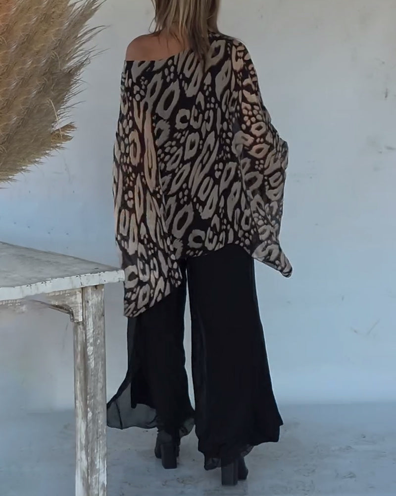 Bluzka z długim rękawem i nieregularnym nadrukiem nietoperza