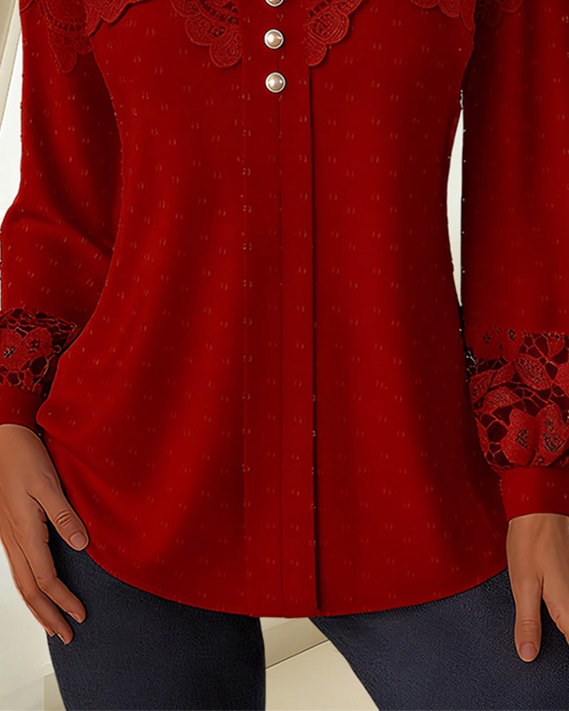 Szeroka bluzka z dekoltem w serek i wstawkami