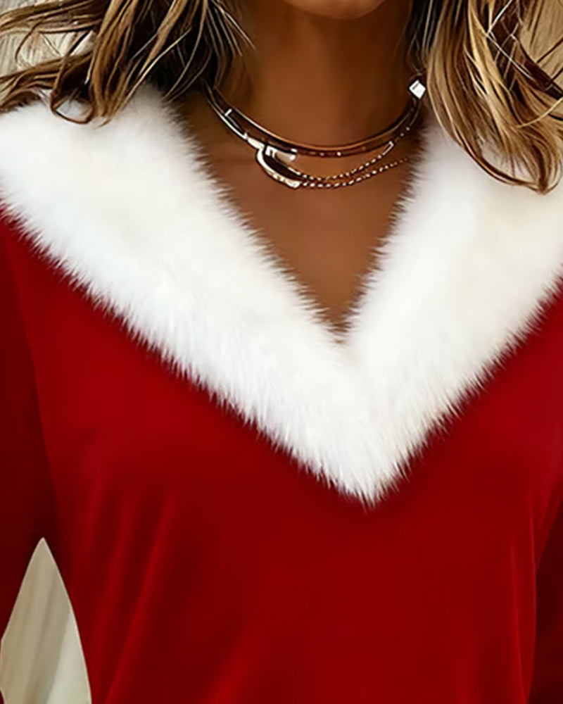 Dopasowana bluzka z dużym futrzanym kołnierzem i wzorem patchworkowym